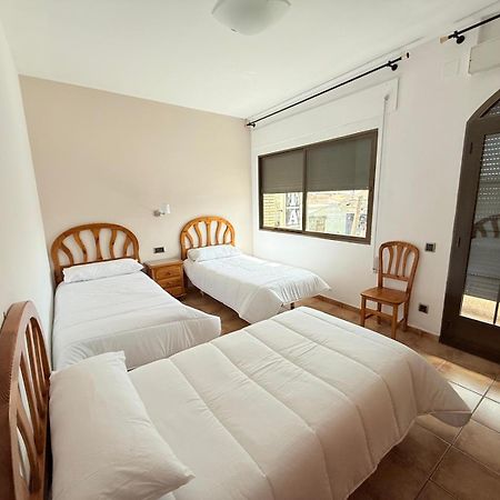 Hostal Castilla Mocejon Bagian luar foto
