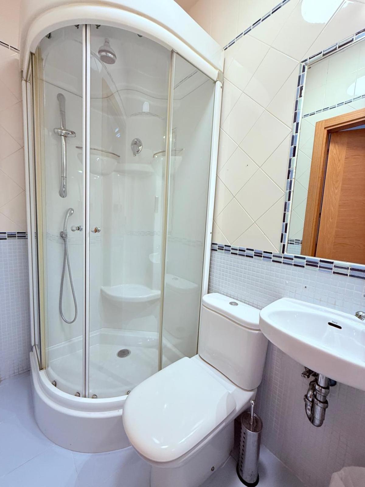 Hostal Castilla Mocejon Bagian luar foto